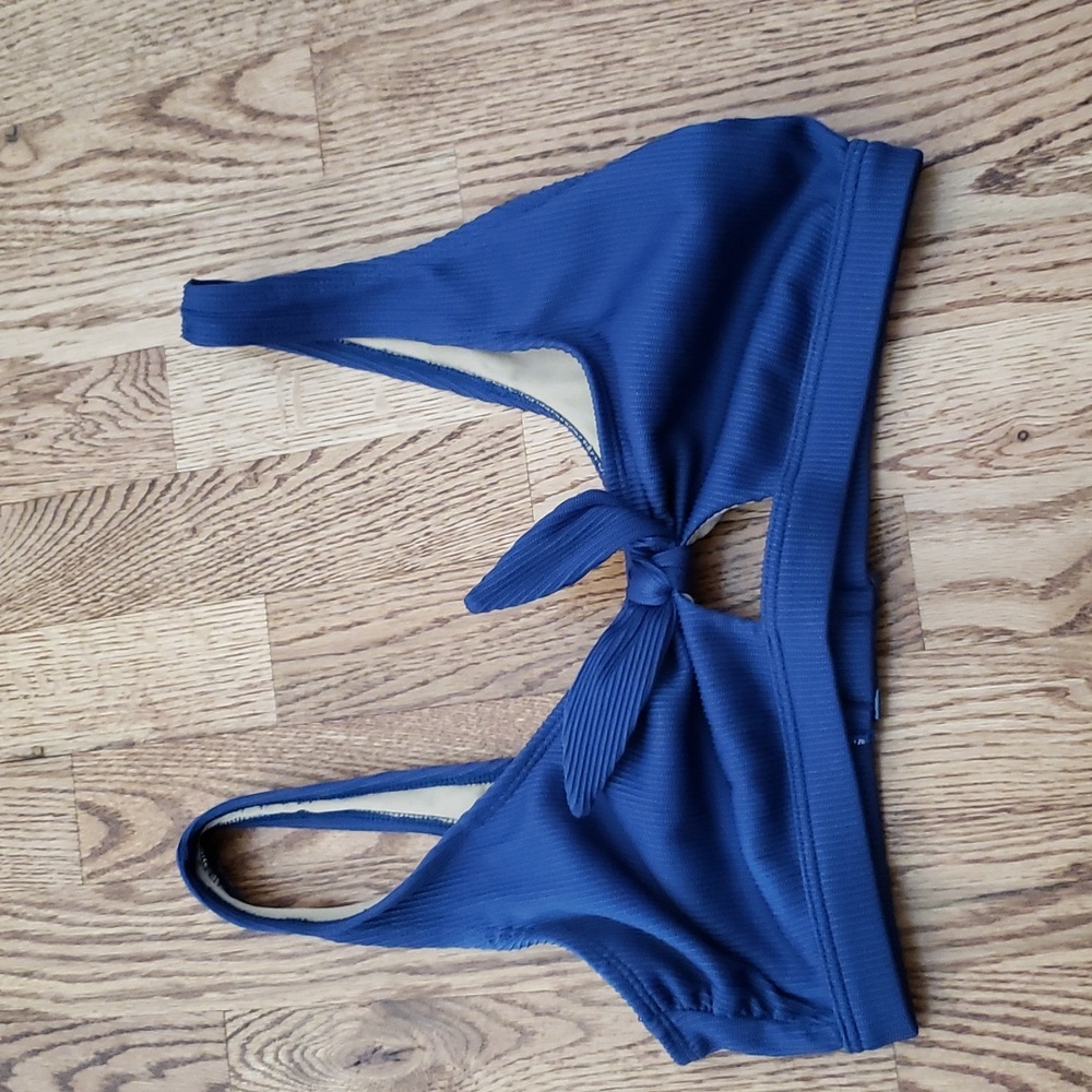 (M) Ribbed Keyhole Tie Front Seaborne Bikini Top Swimwear Beach Vacation